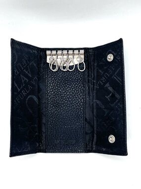 Furla Black Pebbled Leather Key Holder 6 Hook Snap Made in Italy great cond